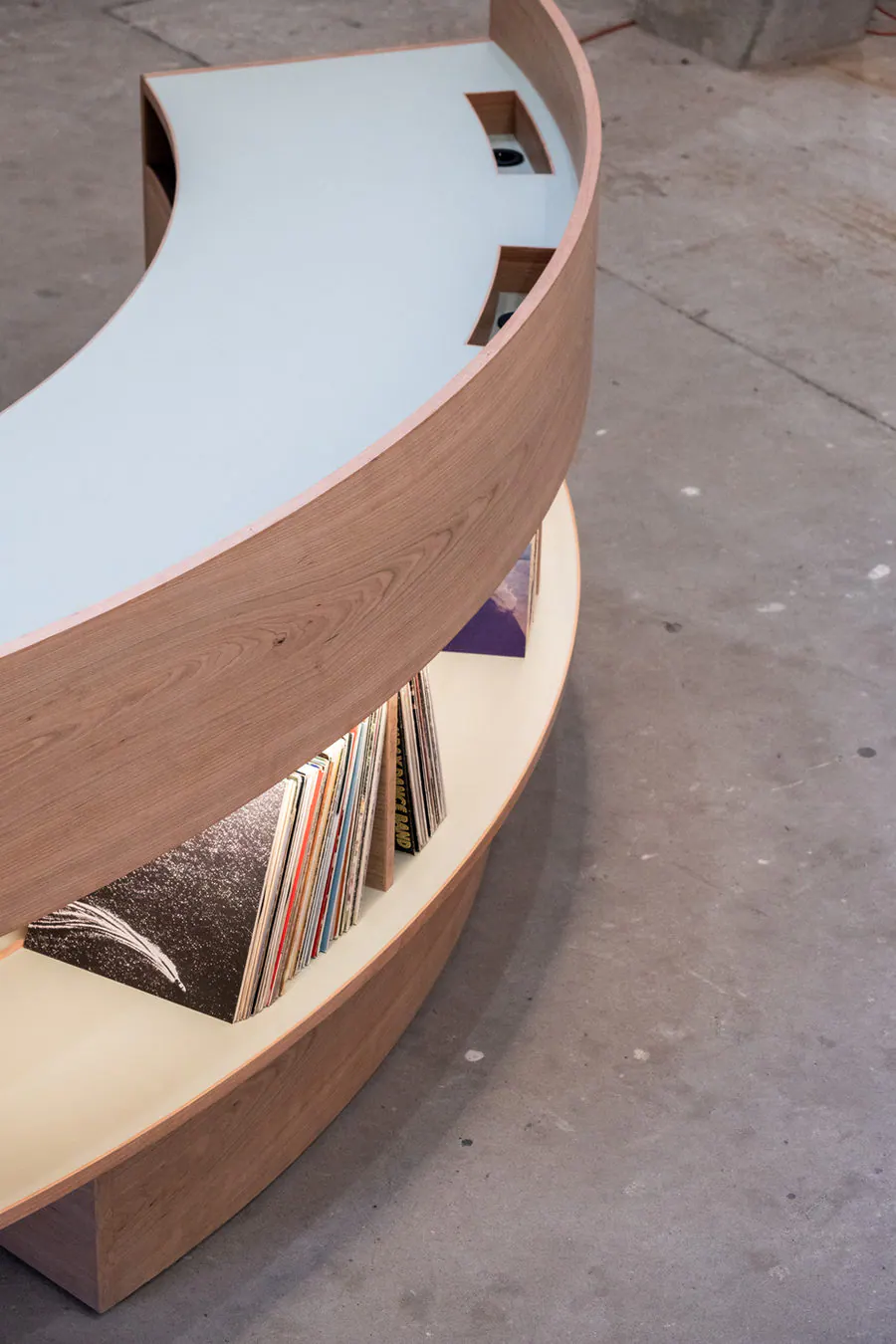 DJ Table — furniture project photograph 3 of 13