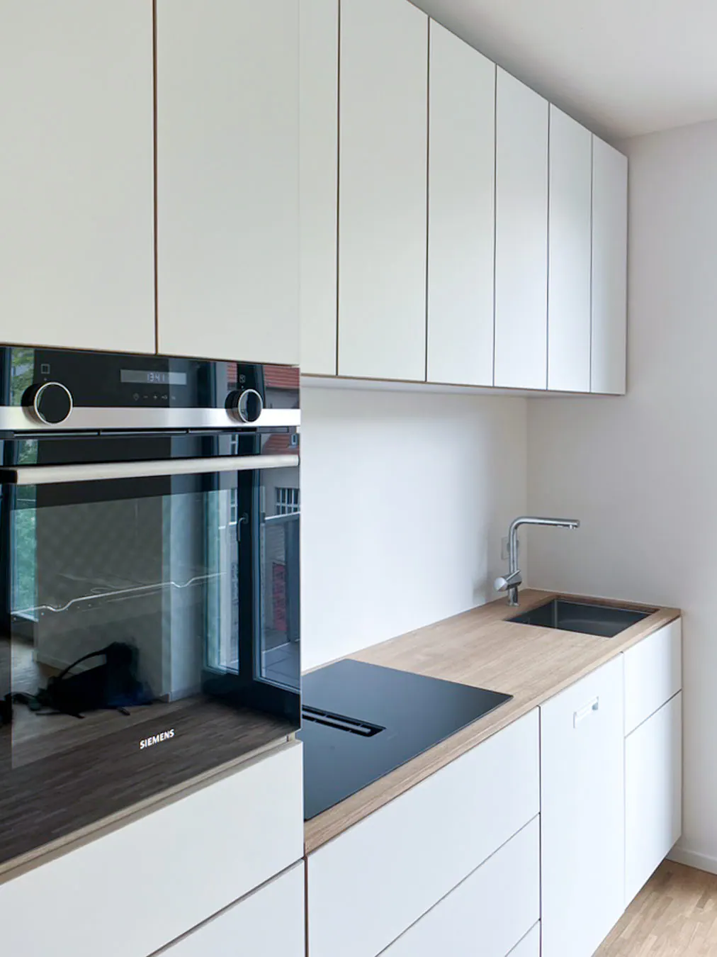 Küche Weissensee — interior project photograph 1 of 8
