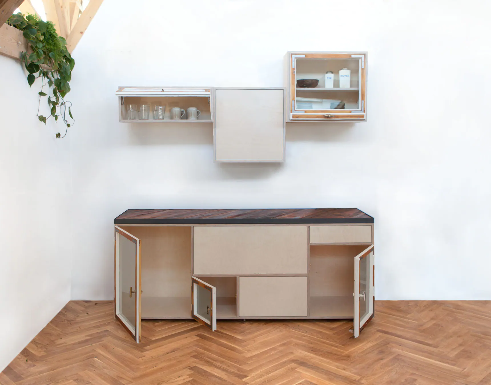 Marion’s Küchenbuffet — furniture project photograph 3 of 5