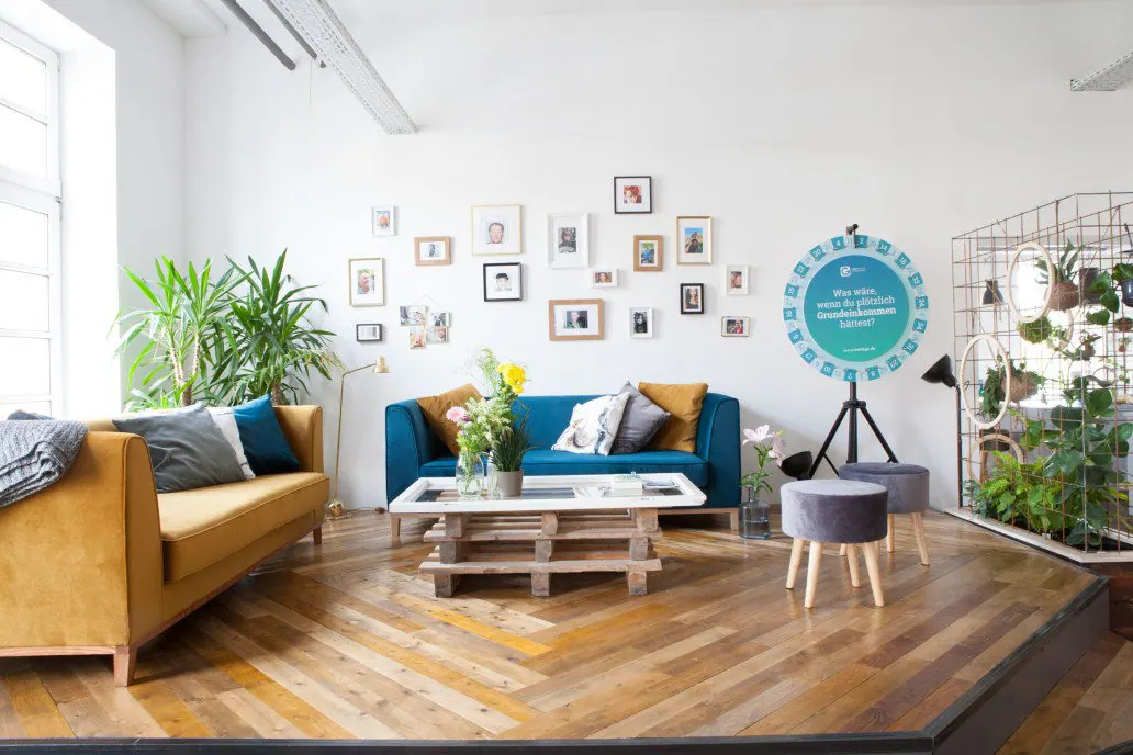 Mein Grundeinkommen — interior project photograph 12 of 20