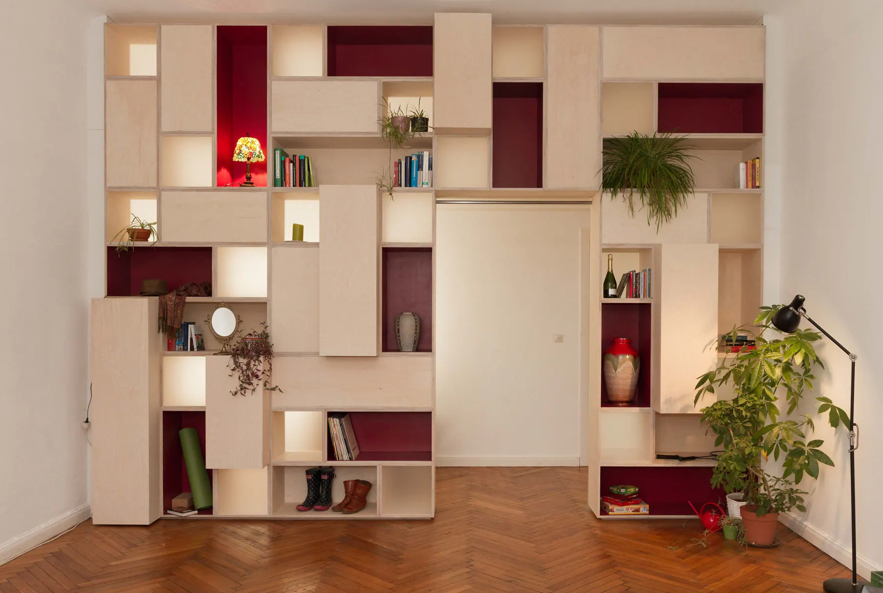 +Minus — interior project photograph 2 of 15