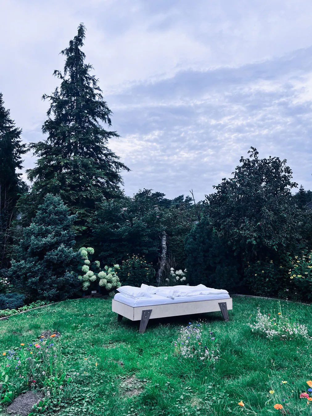 Sommerbett — furniture project photograph 2 of 6