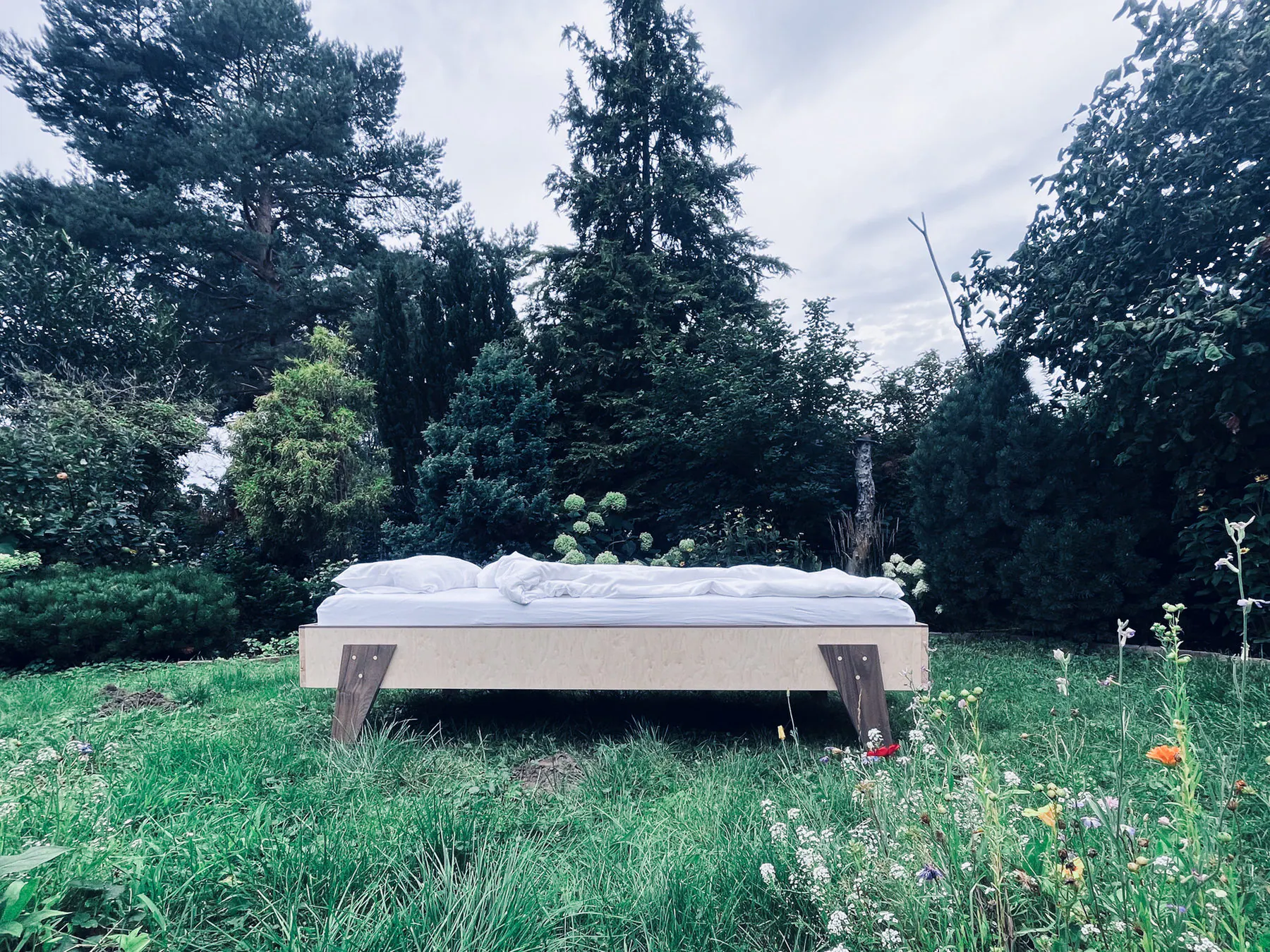 Sommerbett — furniture project photograph 5 of 6